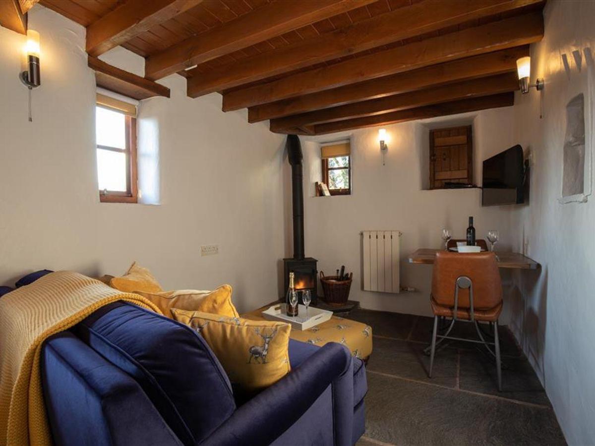 Holiday home Dovecot *